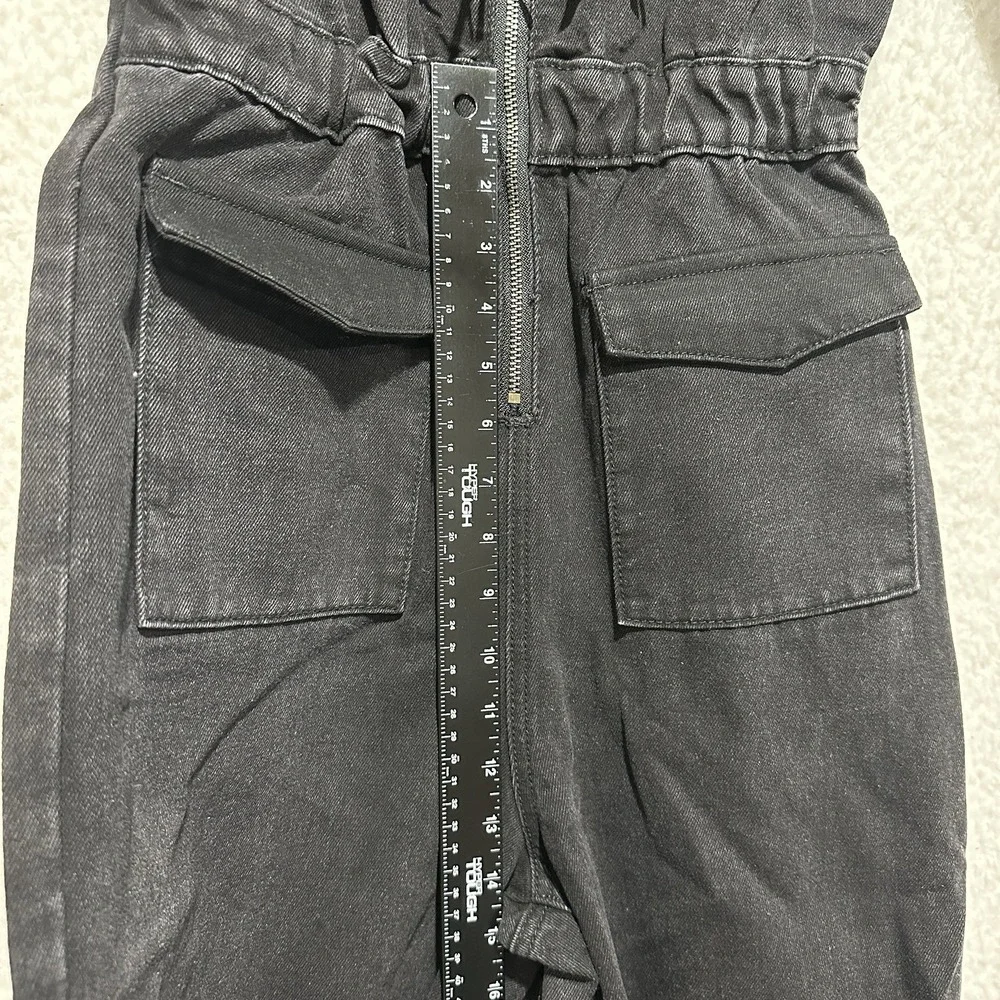 Nasty Gal Collection Black Denim Fringe Detailing Zip Up Front Jumpsuit Sz US 4 - Picture 15 of 16